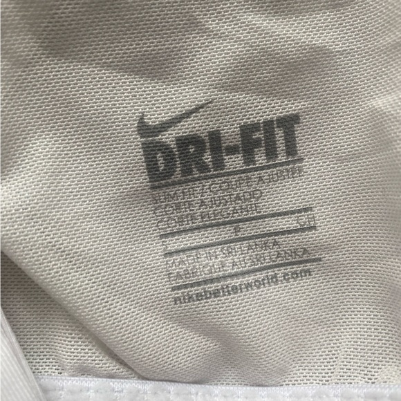 Nike activewear top - Picture 3 of 5